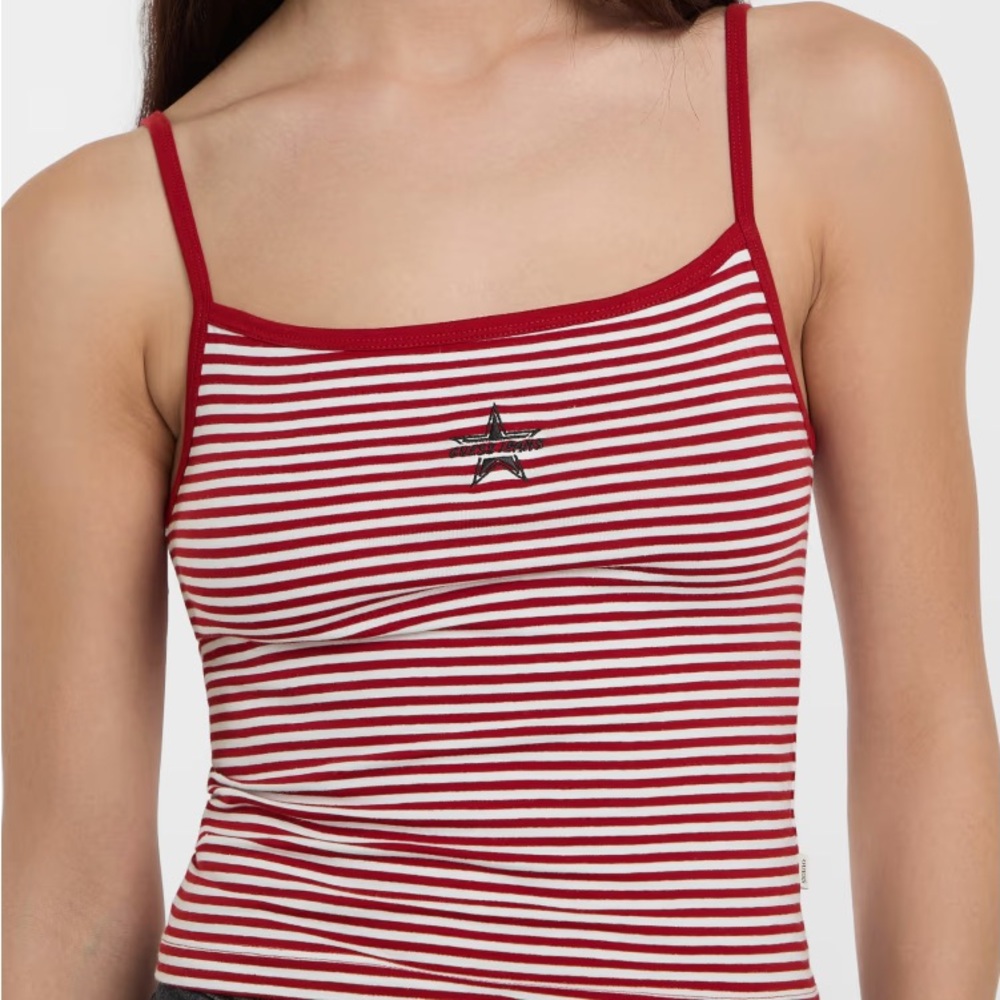 Guess Jeans Eco Embroidered Star Crop Top